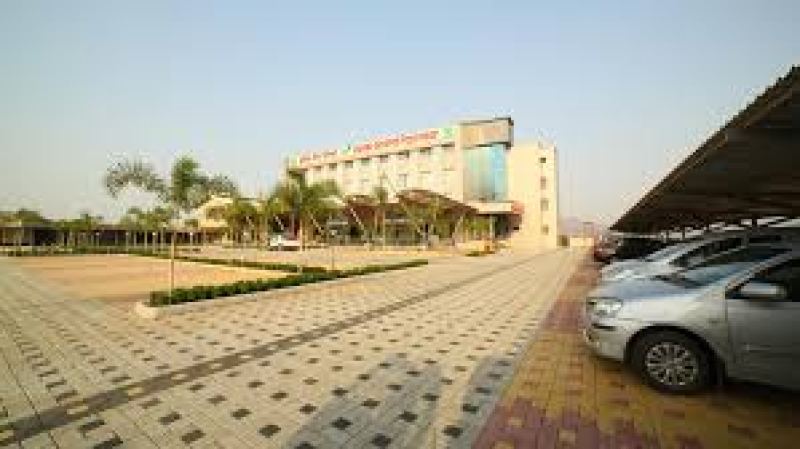 Hotel Grand Parivaar, Iggatpuri